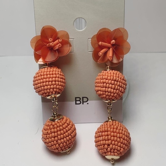 Orange flower beaded dangling BP earrings - Picture 2 of 2